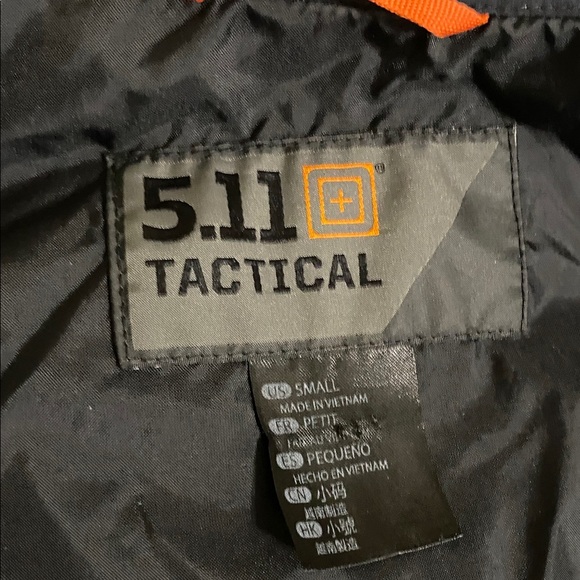511 Tactical Men black Jacket rain breaker hooded S outdoor camp hiking full zip - Picture 2 of 8